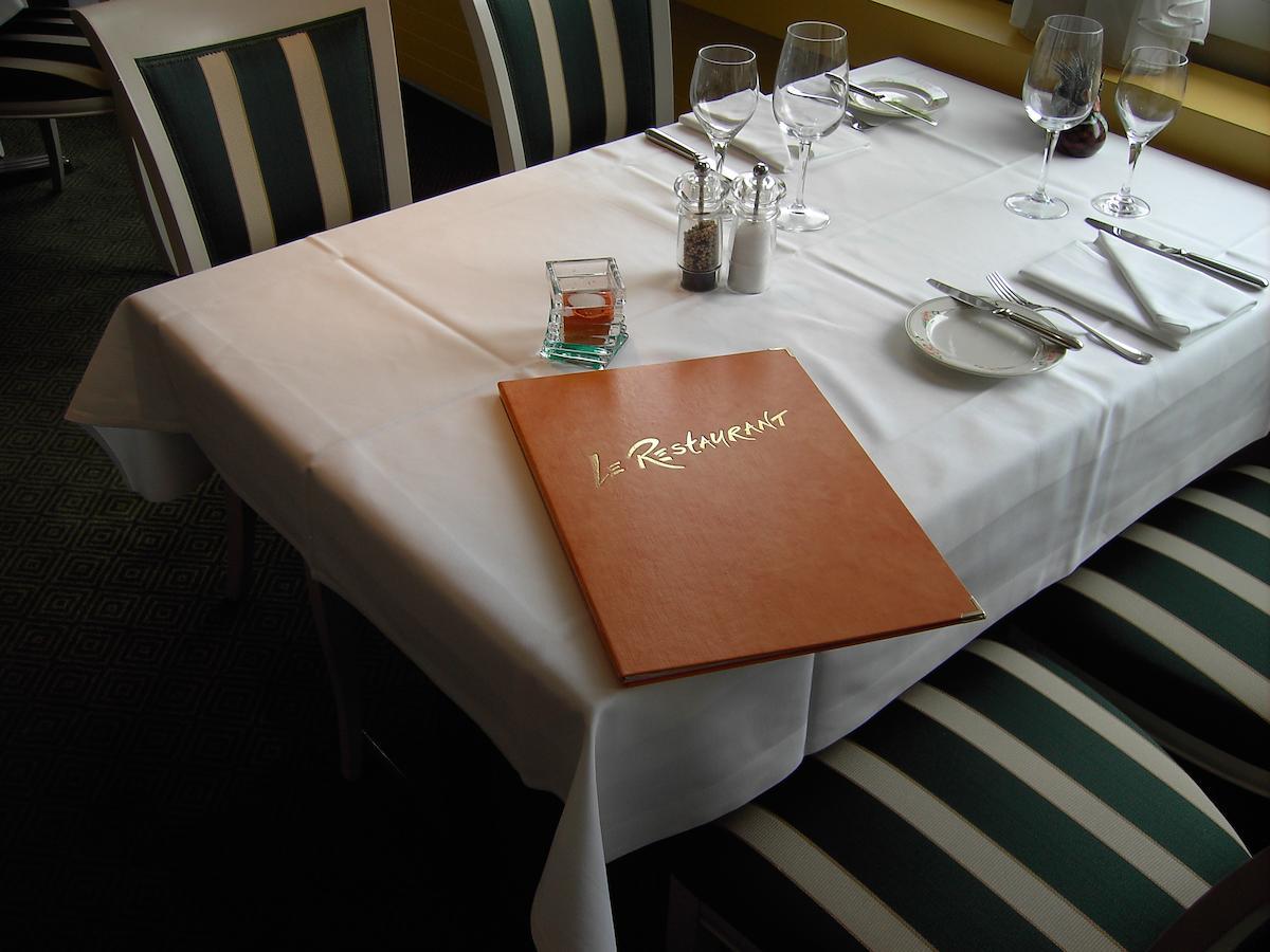 Hotel Restaurant Klosterli Pieterlen 외부 사진