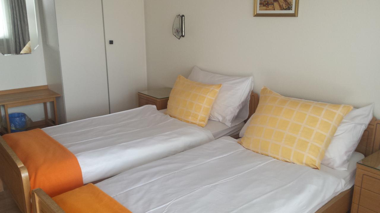 Hotel Restaurant Klosterli Pieterlen 외부 사진